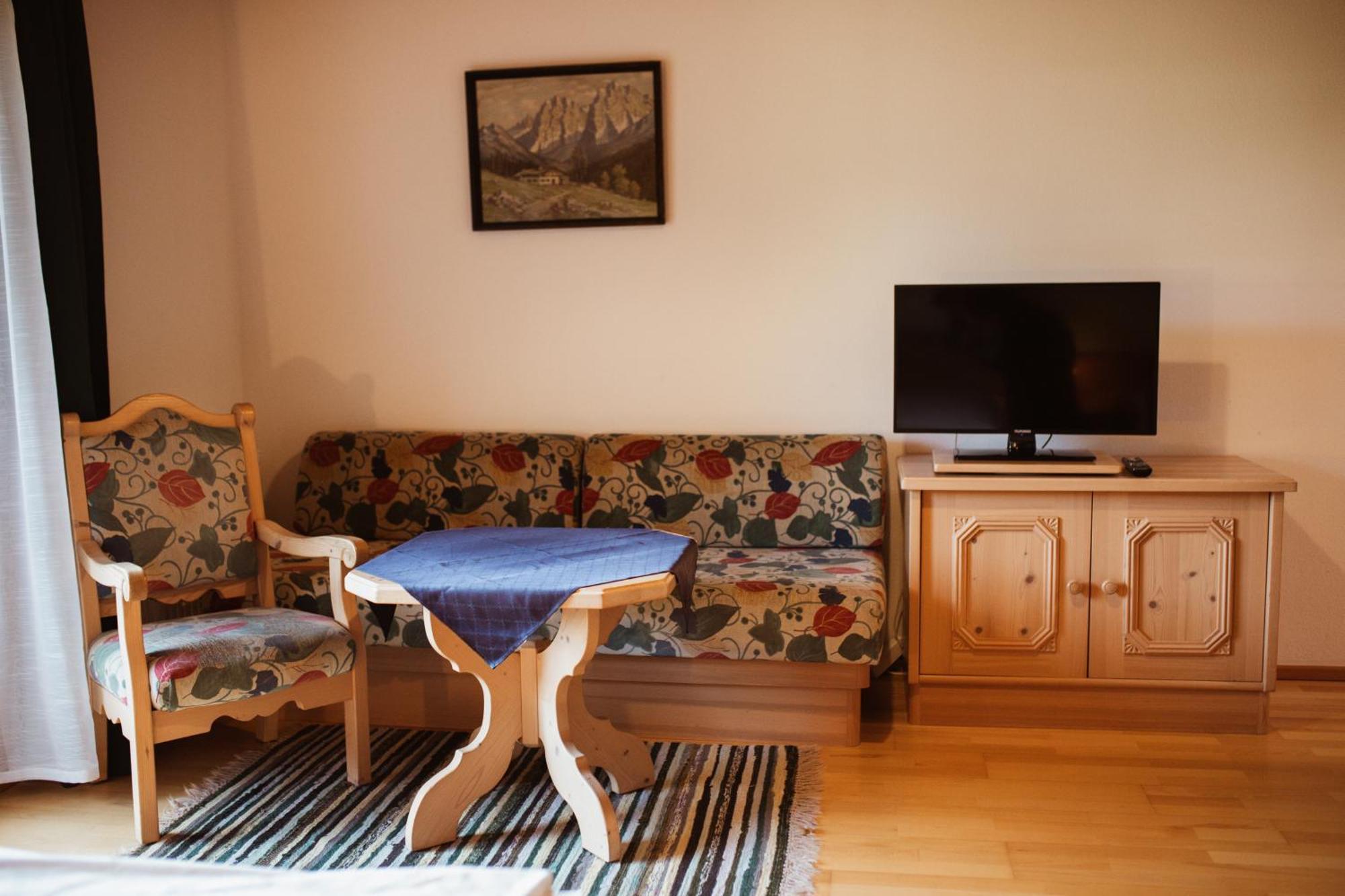 Primushaeusl Gaestehaus Strobl Pokoj fotografie
